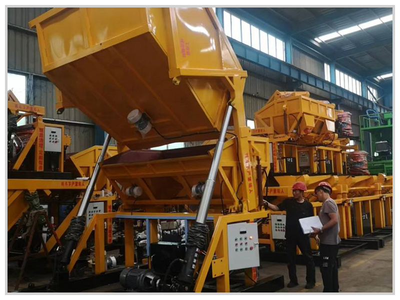 吊裝一拖二雙斗實物圖2 吊裝一拖二雙斗實物圖2